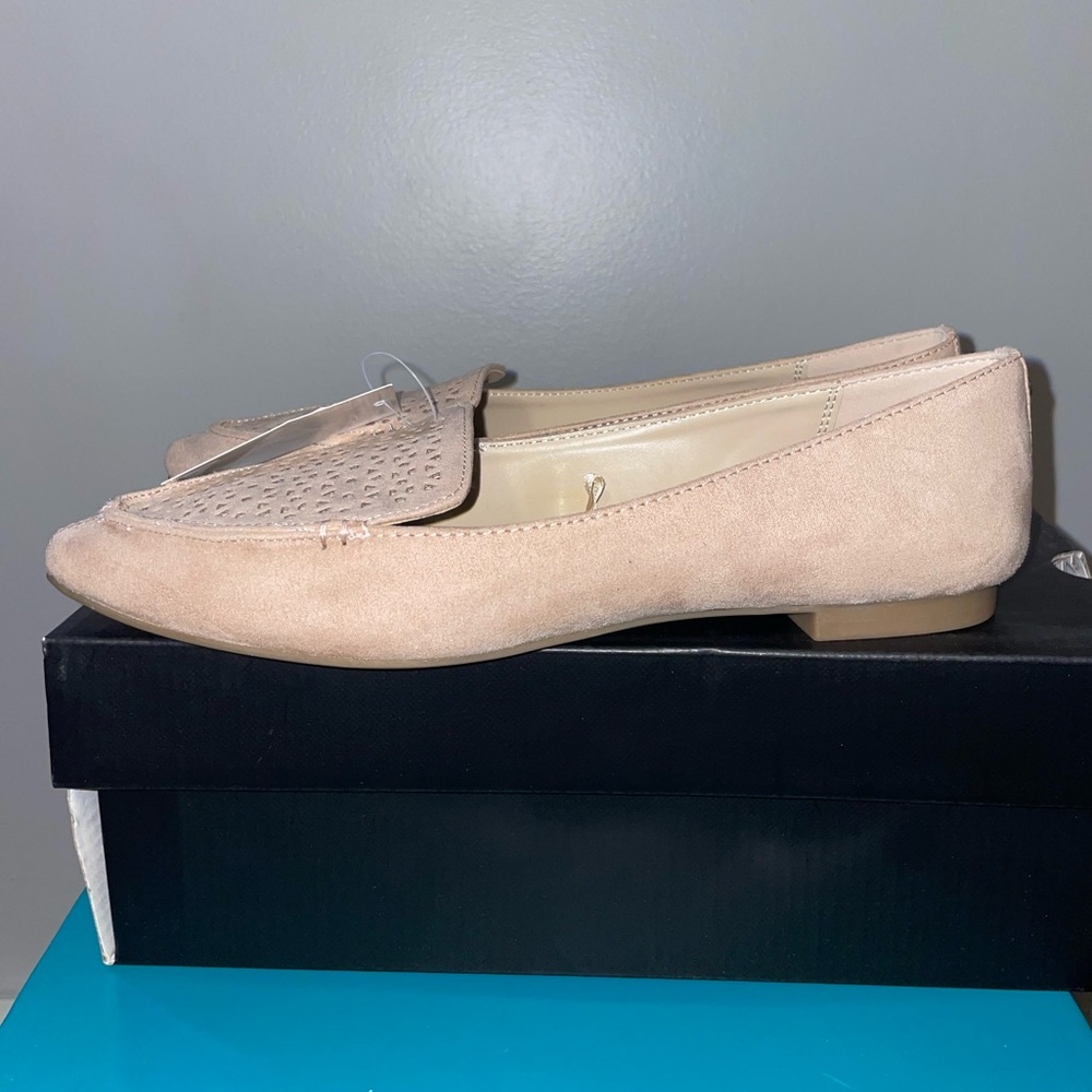 💕NWT Jones Women's Blush Loafers